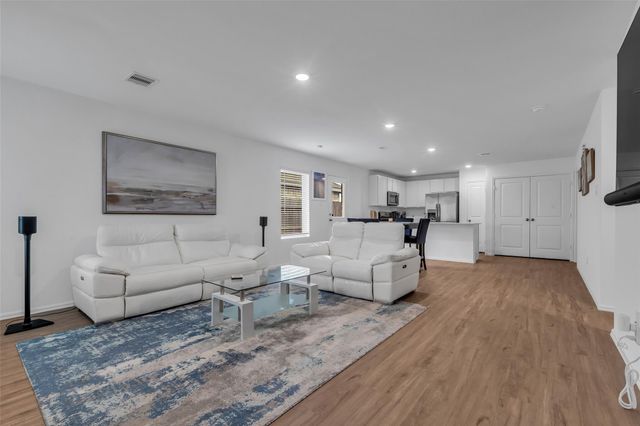 4154 Saltillo Lakes Drive, Baytown, TX 77521