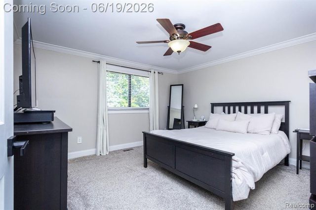 21508 Hall Road, Trenton, MI 48183