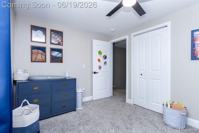21508 Hall Road, Trenton, MI 48183