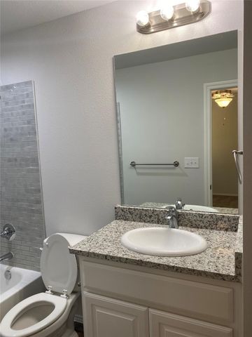 507 W Walker Street 509, Denison, TX 75020