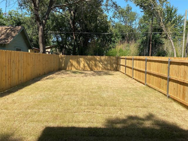 507 W Walker Street 509, Denison, TX 75020