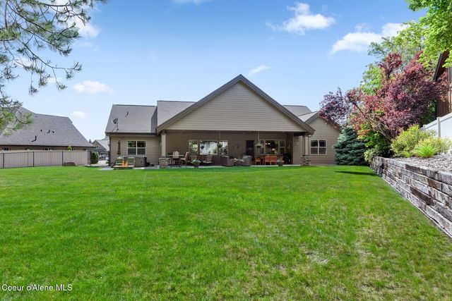 11432 N Cattle Dr, Hayden, ID 83835
