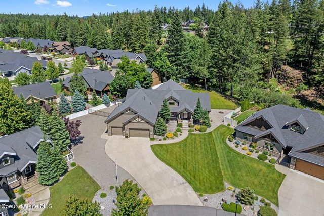 11432 N Cattle Dr, Hayden, ID 83835