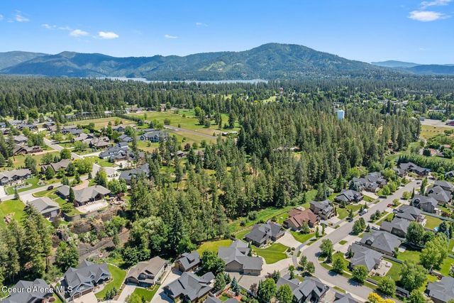 11432 N Cattle Dr, Hayden, ID 83835