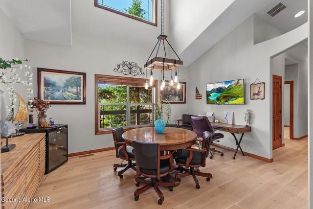 11432 N Cattle Dr, Hayden, ID 83835