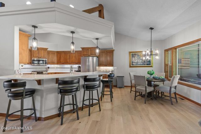 11432 N Cattle Dr, Hayden, ID 83835