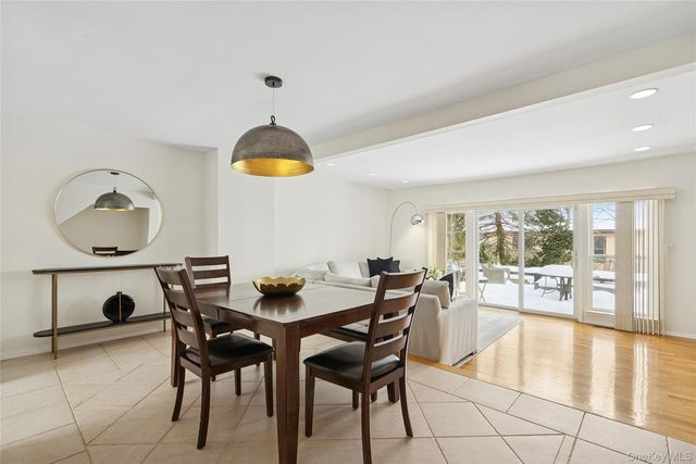 137 Woodlake Drive W, Woodbury, NY 11797