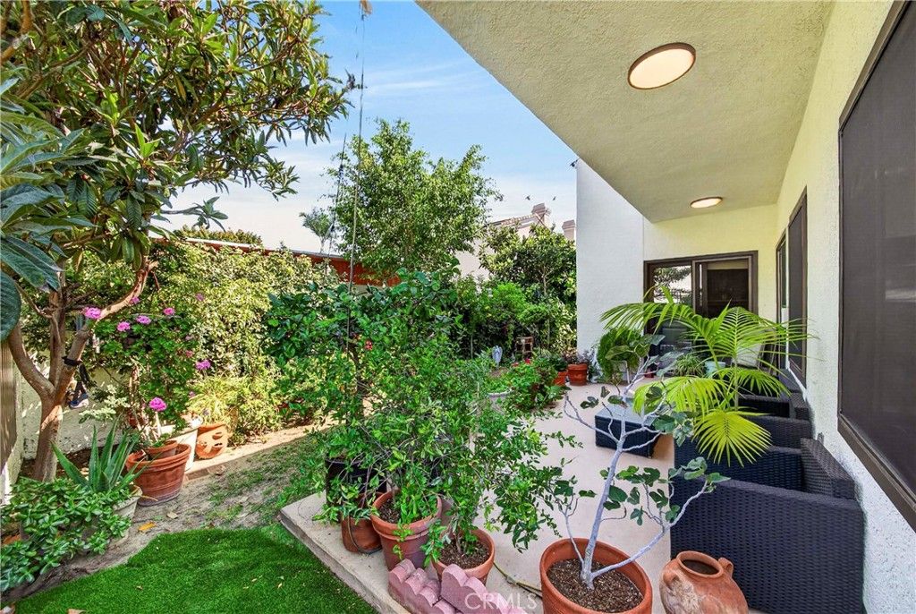 2405 Clark Lane B, Redondo Beach, CA 90278 — photo 4