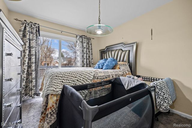 6872 Artesian Street, Detroit, MI 48228