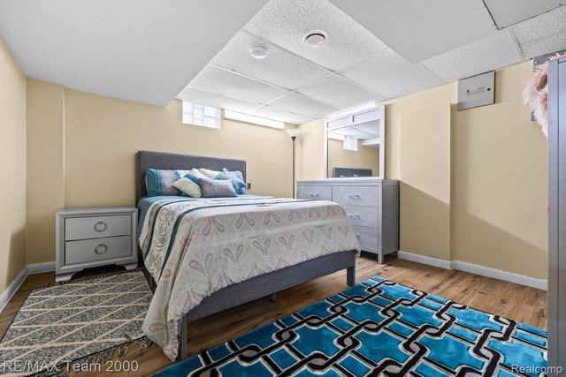 6872 Artesian Street, Detroit, MI 48228