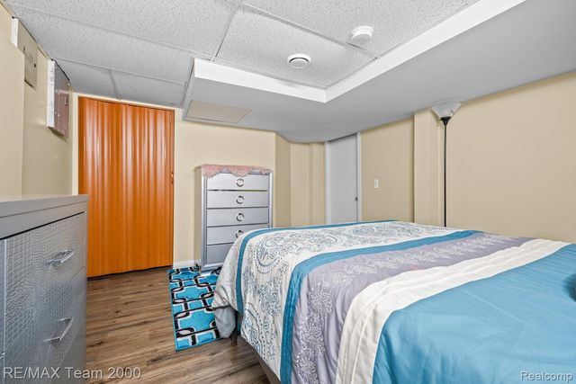 6872 Artesian Street, Detroit, MI 48228