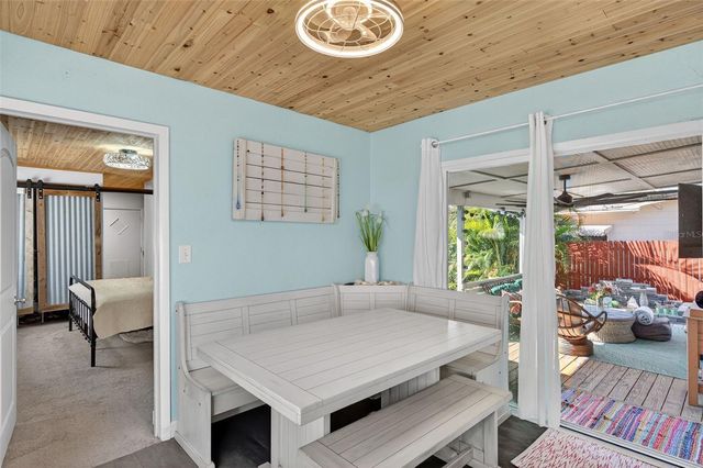2444 34TH AVENUE N, St Petersburg, FL 33713