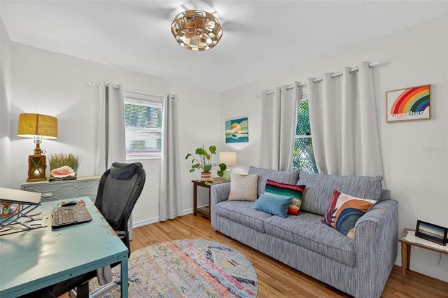 2444 34TH AVENUE N, St Petersburg, FL 33713