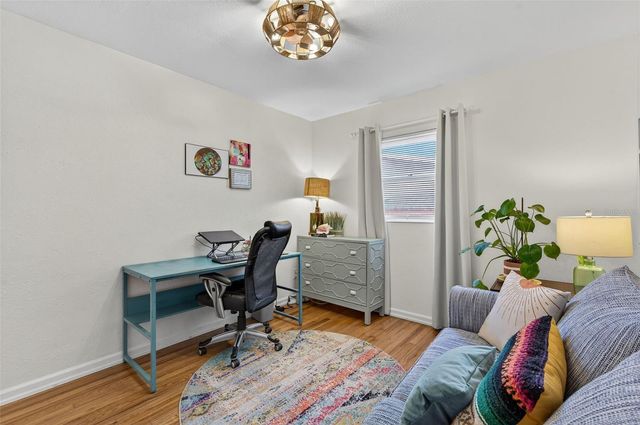 2444 34TH AVENUE N, St Petersburg, FL 33713