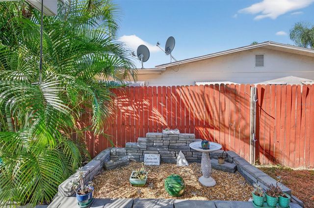 2444 34TH AVENUE N, St Petersburg, FL 33713