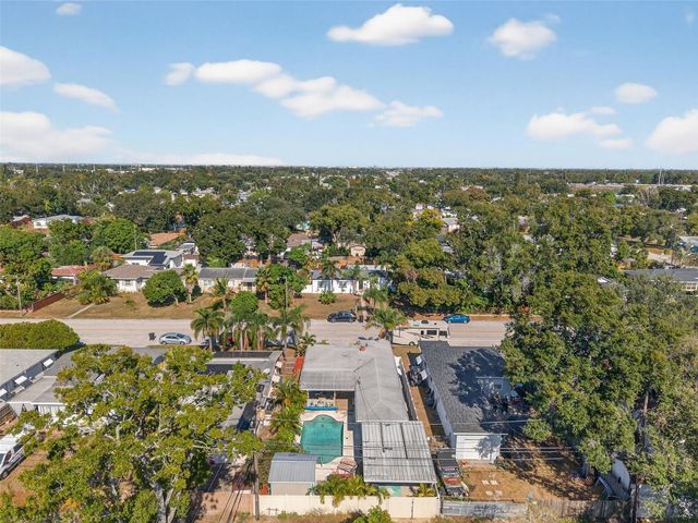 2444 34TH AVENUE N, St Petersburg, FL 33713
