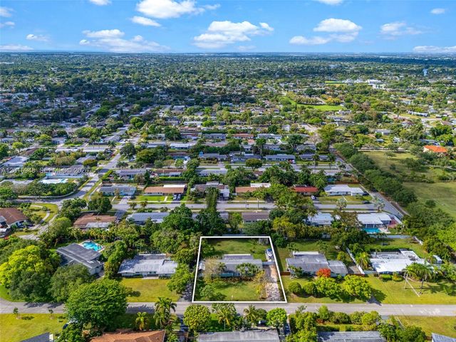 9340 SW 178th Street, Palmetto Bay, FL 33157