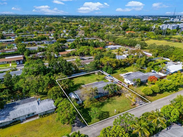 9340 SW 178th Street, Palmetto Bay, FL 33157