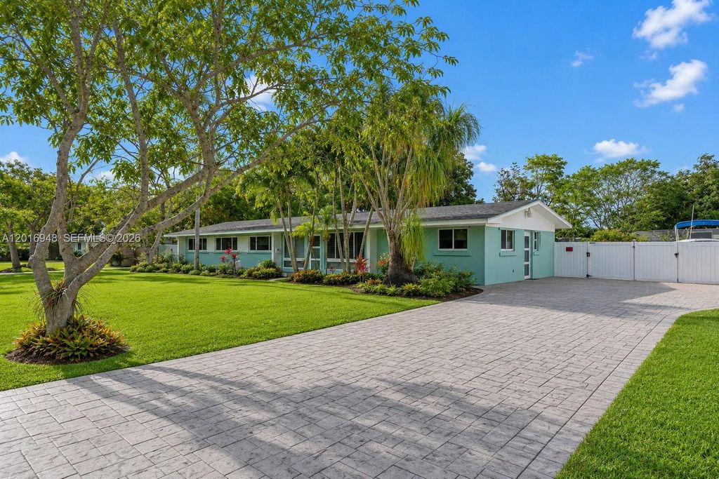 9340 SW 178th Street, Palmetto Bay, FL 33157