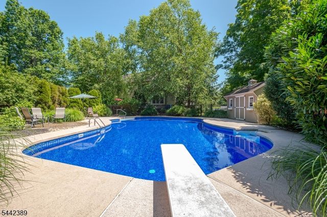 46 Westbury Ct, Montgomery Twp., NJ 08558