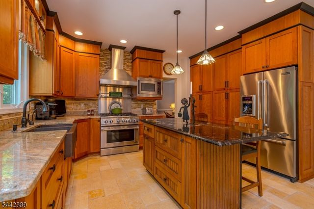 46 Westbury Ct, Montgomery Twp., NJ 08558