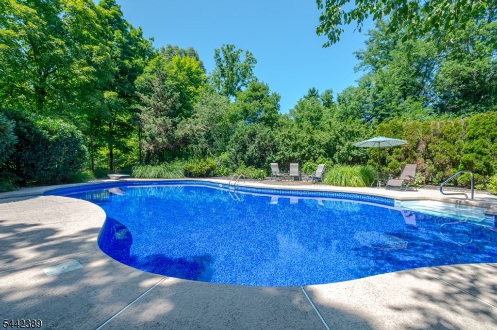 46 Westbury Ct, Montgomery Twp., NJ 08558 — photo 2