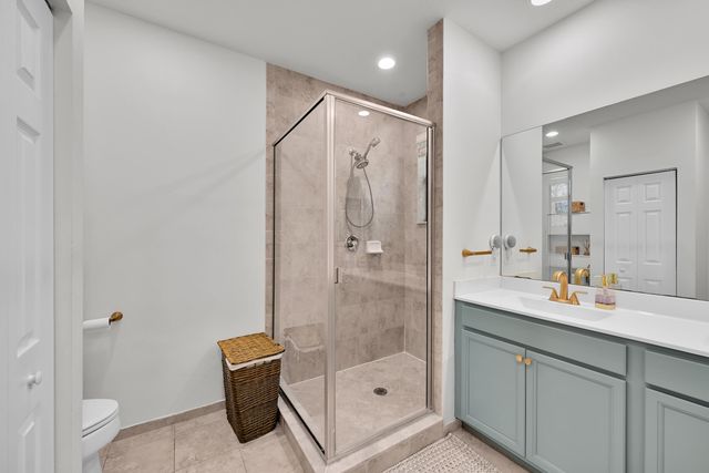 6977 Broadland Way, Coconut Creek, FL 33073