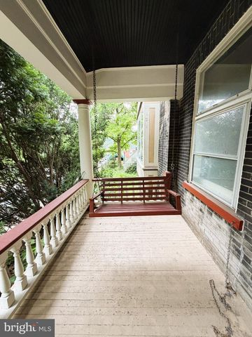 526 SENECA ST, Bethlehem, PA 18015