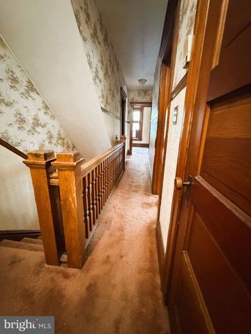 526 SENECA ST, Bethlehem, PA 18015