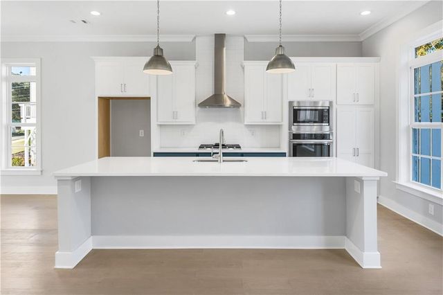 2035 Parkside Lane, Roswell, GA 30076