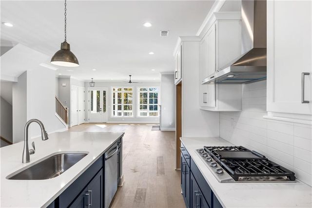 2035 Parkside Lane, Roswell, GA 30076