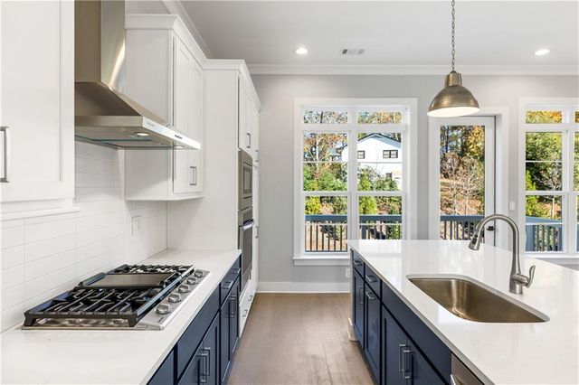2035 Parkside Lane, Roswell, GA 30076