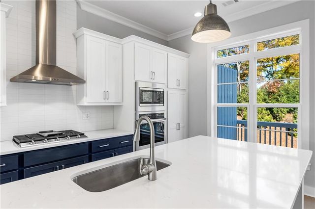 2035 Parkside Lane, Roswell, GA 30076