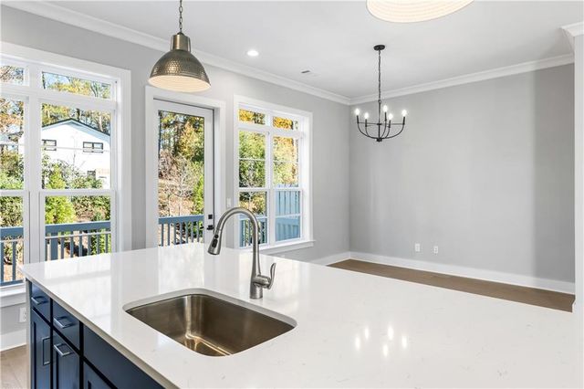 2035 Parkside Lane, Roswell, GA 30076
