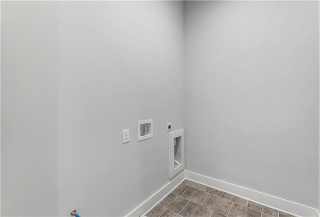 2035 Parkside Lane, Roswell, GA 30076