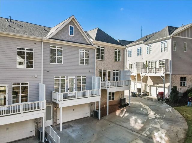2035 Parkside Lane, Roswell, GA 30076