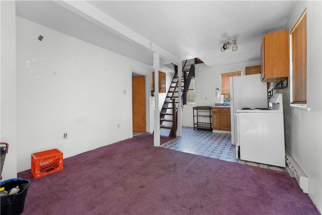 825 North Ave, Braddock Hills, PA 15104