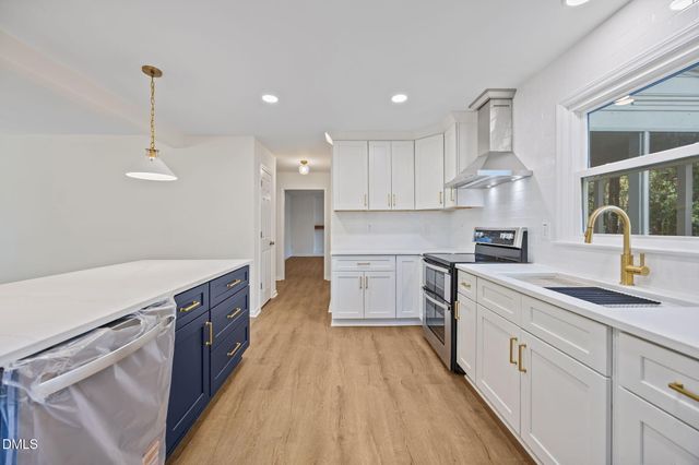 5321 Fieldstone Drive, Raleigh, NC 27609