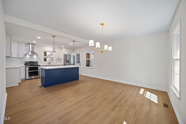 5321 Fieldstone Drive, Raleigh, NC 27609