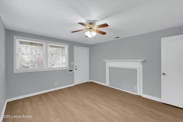 1682 Trigg St, Louisville, KY 40213