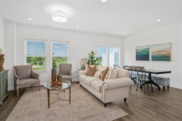 2129 Cheltenham Place, Columbia, TN 38401