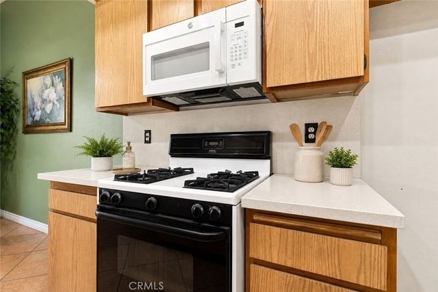 3246 Little Mountain Drive, San Bernardino, CA 92405
