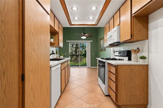 3246 Little Mountain Drive, San Bernardino, CA 92405