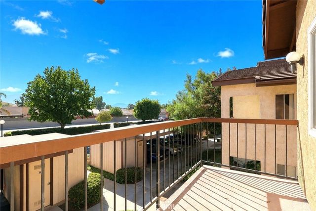 3246 Little Mountain Drive, San Bernardino, CA 92405
