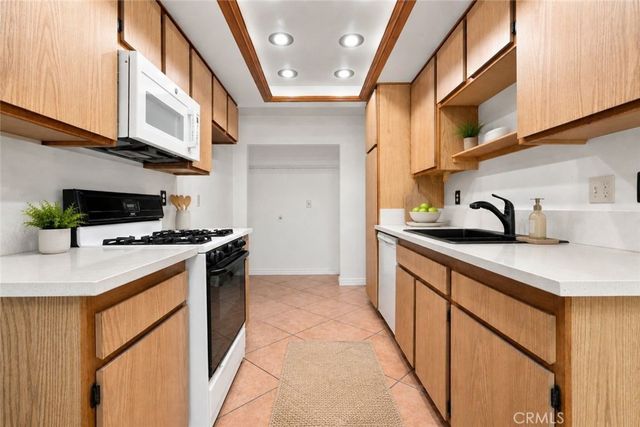 3246 Little Mountain Drive, San Bernardino, CA 92405