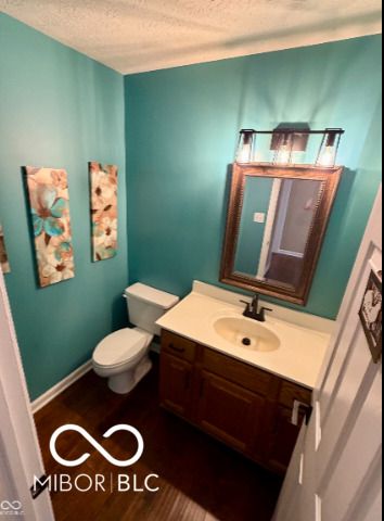 8625 Douglaston Court, Indianapolis, IN 46234