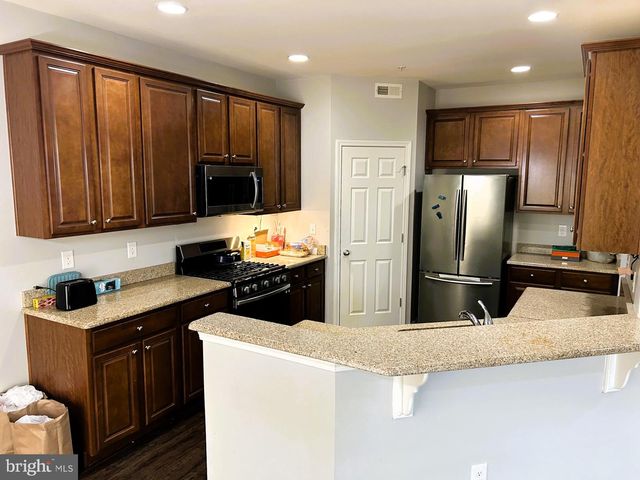 317 FAIRFIELD CIR S, Royersford, PA 19468