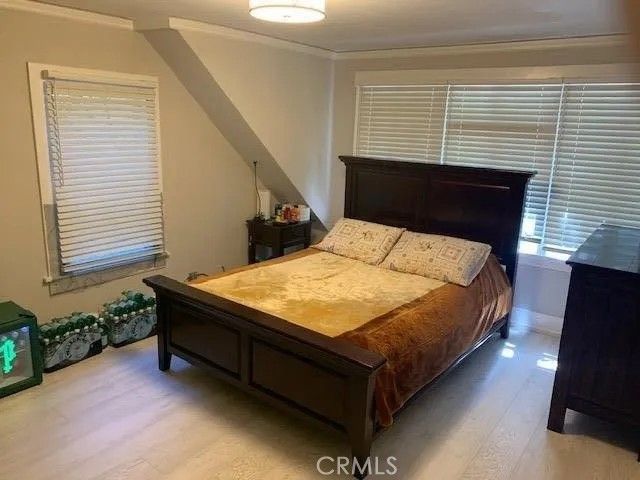 1124 Douglas, Burlingame, CA 94010