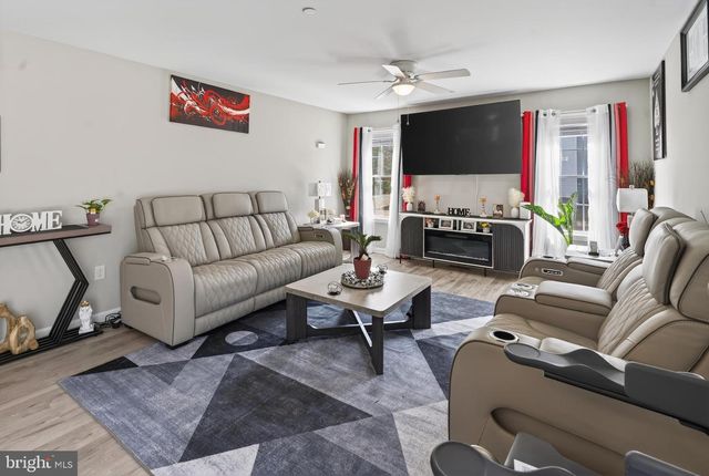 914 S PARK DR, Salisbury, MD 21804