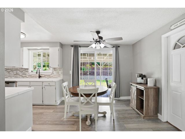 9405 Ne 10TH St, Vancouver, WA 98664